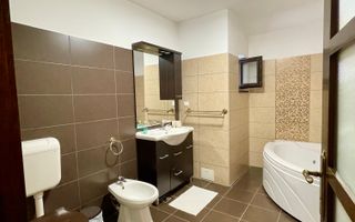 Casa de inchiriat pe str.Voronet - Poză 15