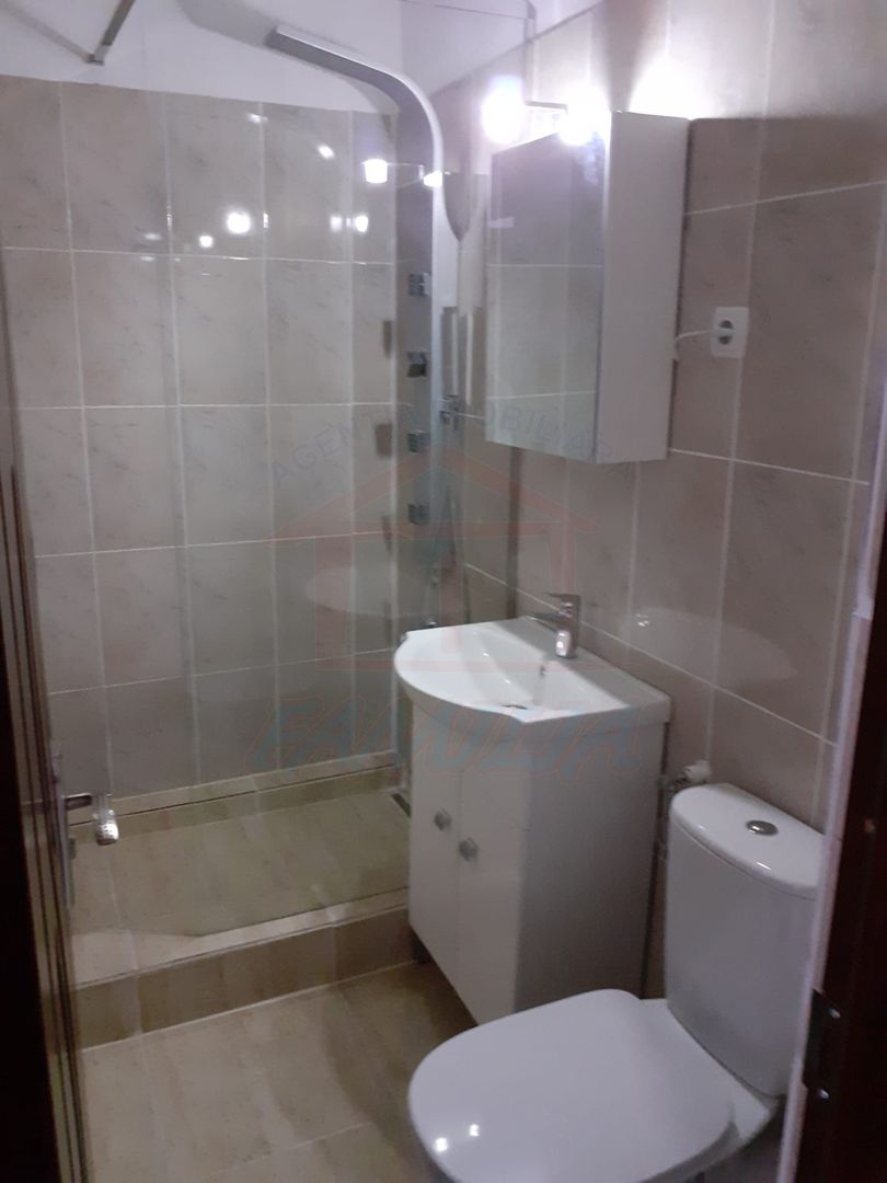 De închiriat – Apartament 2 camere ultracentral, Galați - Poză 4