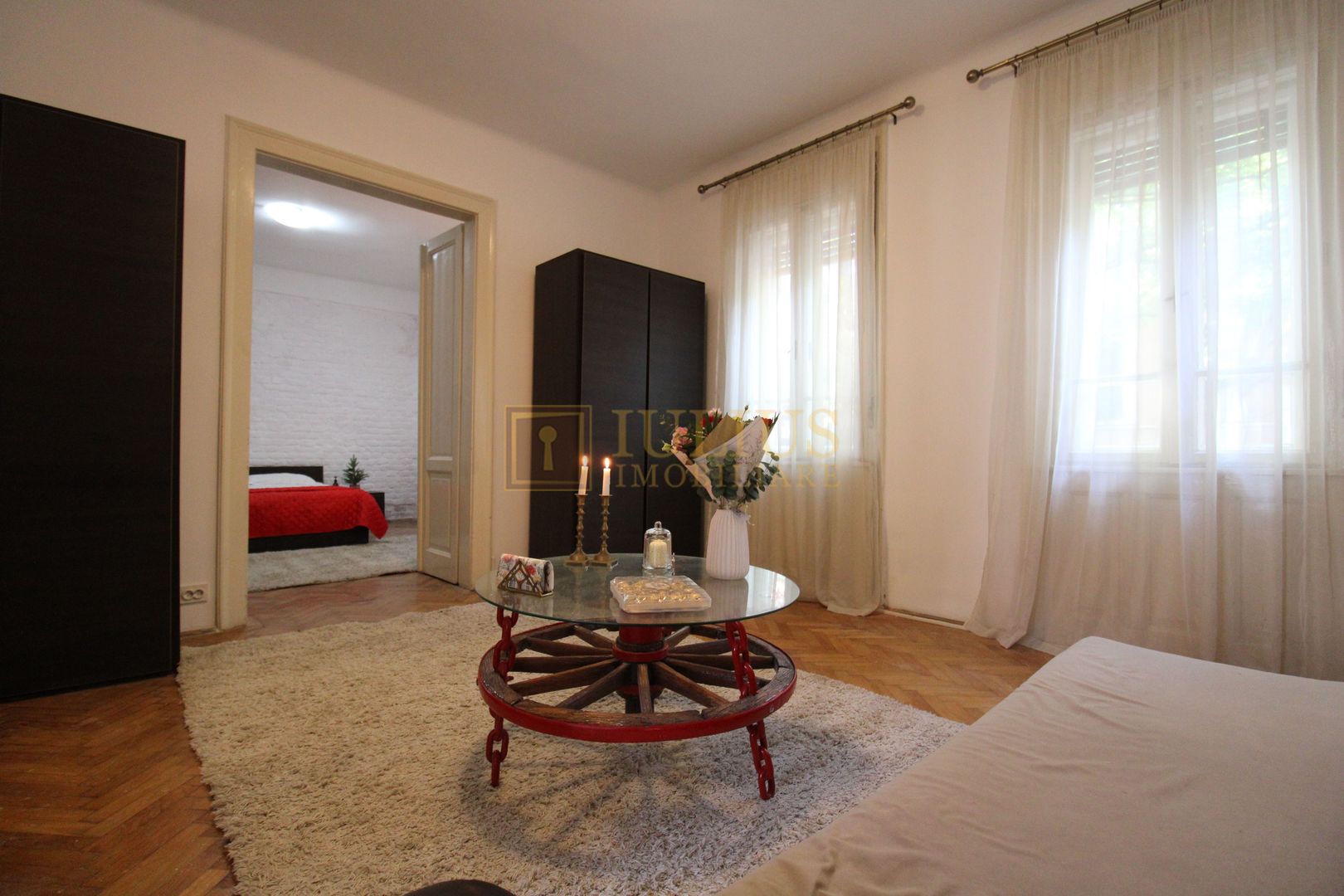 La casa, zona linistita, str Odobescu; camere spatioase. - Poză 1