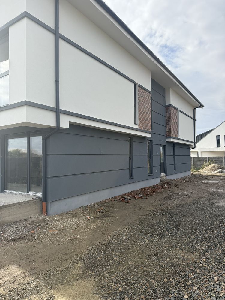 Apartament 4 camere Ghiroda la vila - Poză 1