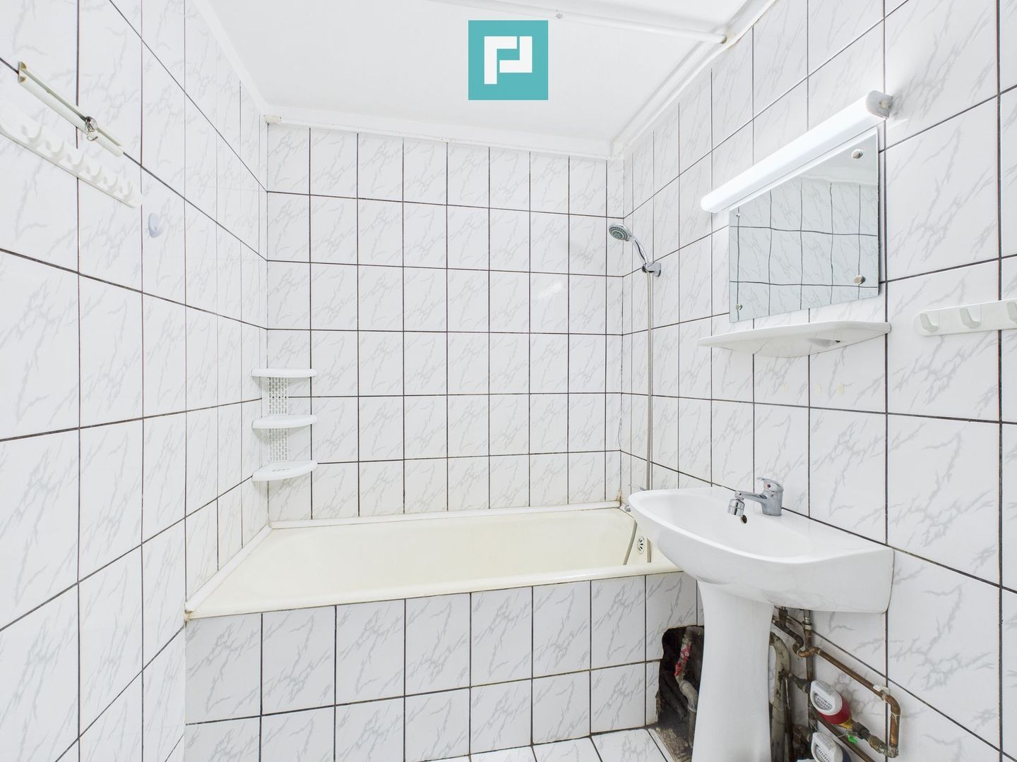 Apartament spațios cu 3 camere, decomandat - Poză 6