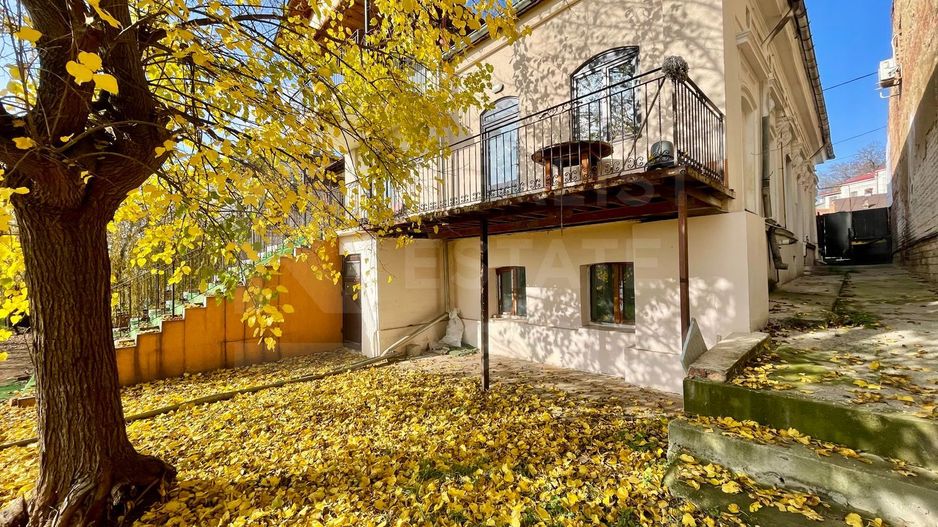 De vânzare – Clădire impresionantă, 11 camere, 9 dormitoare, Păcurari - Poză 6