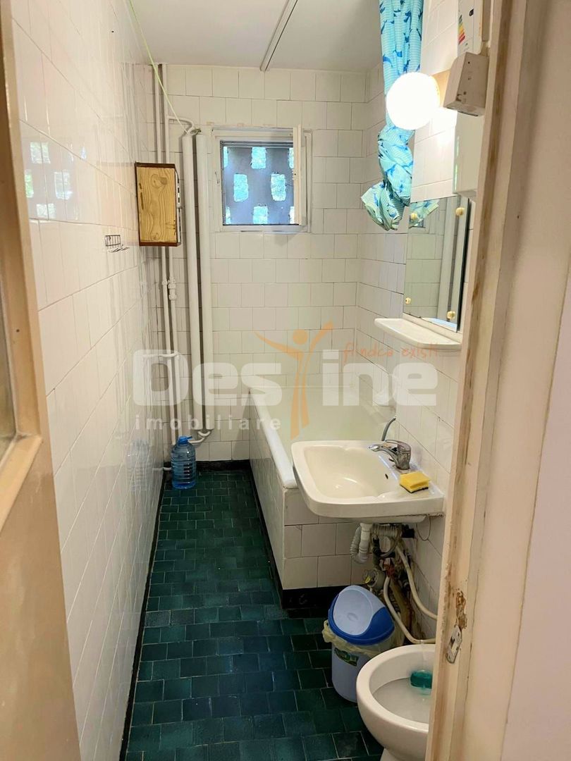De vânzare apartament cu 3 camere- zona Tomis Nord - Poză 6