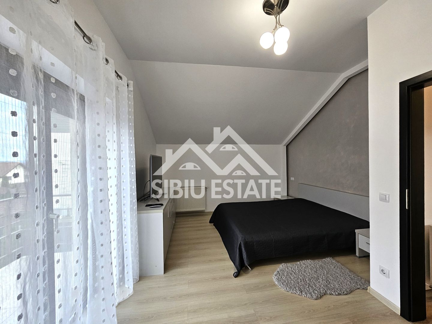 Casa individuala garaj pivnita curte mare - Poză 8