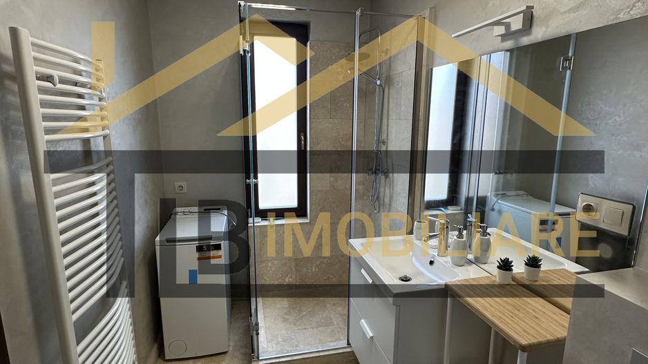 Apartament cu o camera, 43mp, parcare, Zona Semi-Central - Poză 7