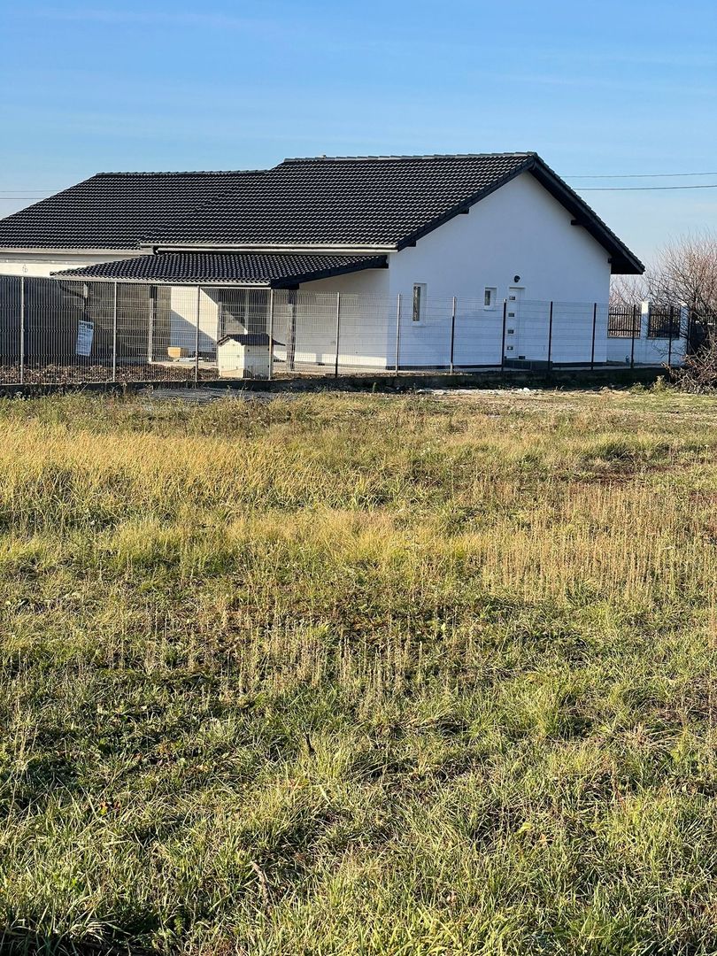 Duplex pe parter intr-o zona minunata - Poză 2