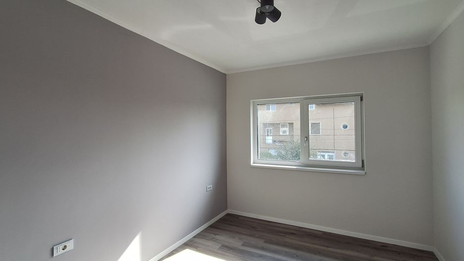 Duplex superb despartit prin garaj - Poză 29