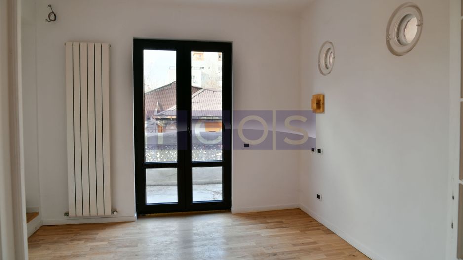 VANZARE | 4 CAMERE IN VILA | DOROBANTI - Poză 8