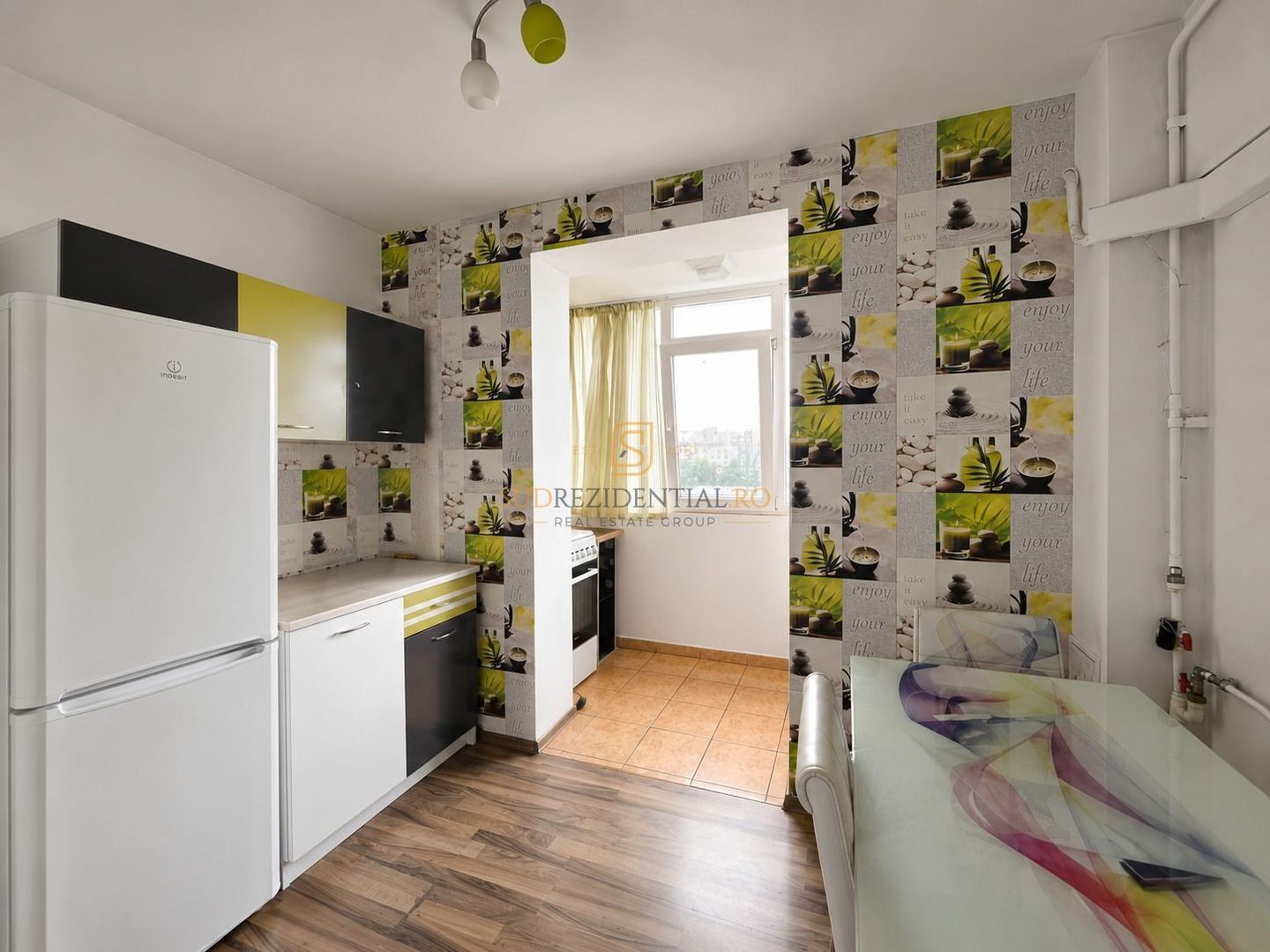 Apartament cu 3 camere de închiriat, aproape de metrou Piața Sudului - Poză 2