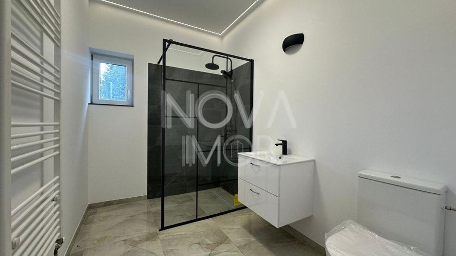 Casa de inchiriat - pretabil spatiu de birouri, Str. Luptei - Poză 10