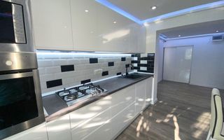 De vanzare Apartament 4 camere, Sector 4, Bucuresti - Poză 2