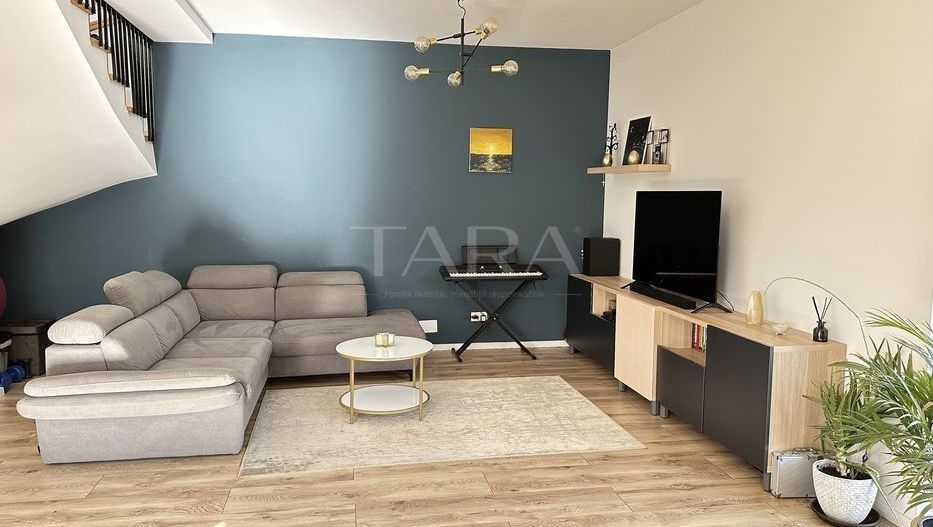 Casă Modernă în Liniștea Naturii - Poză 1