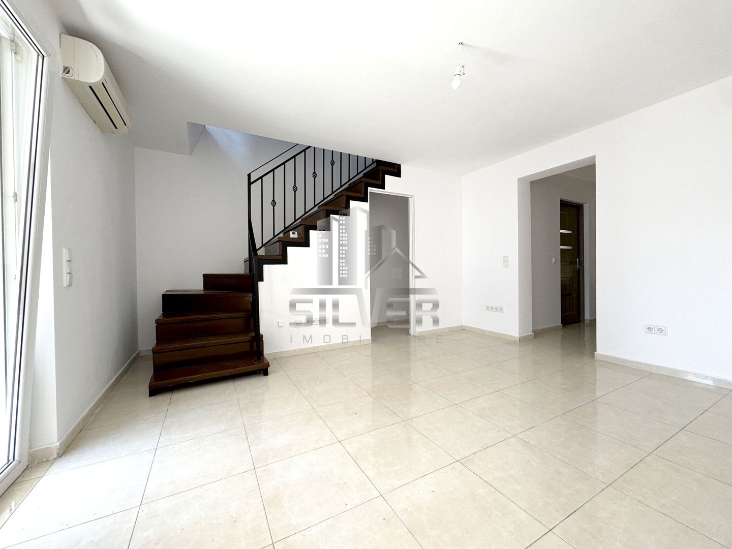 Casa intr-un imobil cu 4 unitati locative/80 mp/zona Somesului. - Poză 4