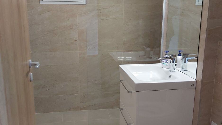 Spatiu de birou cu parcare zona Teatrul National - Poză 8