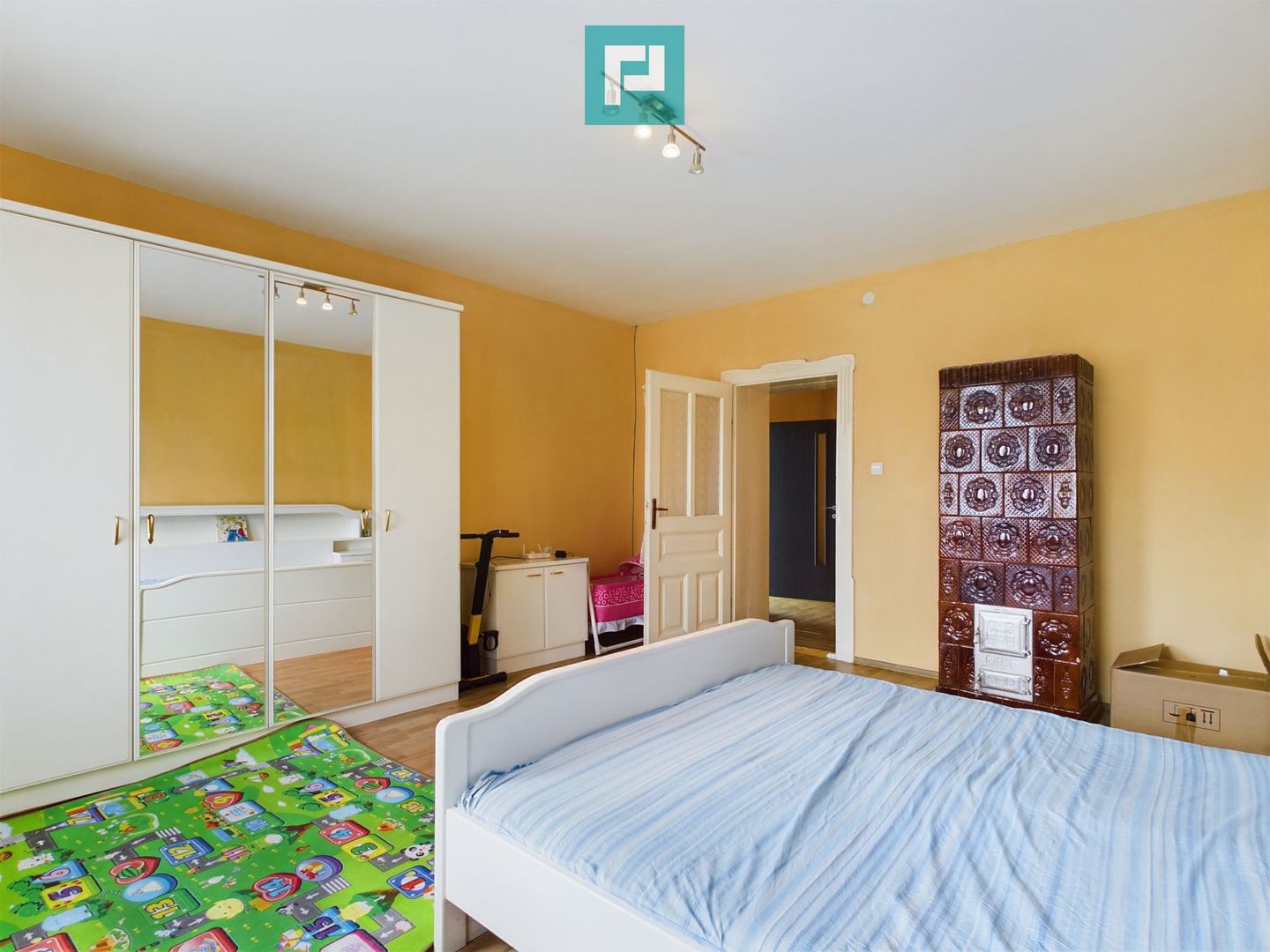 Casă la cheie în Secusigiu - Poză 4