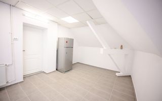 VANZARE MANSARDA 3 CAMERE ICOANEI- DUMBRAVA ROSIE | RENOVATA | 32 MP - Poză 5