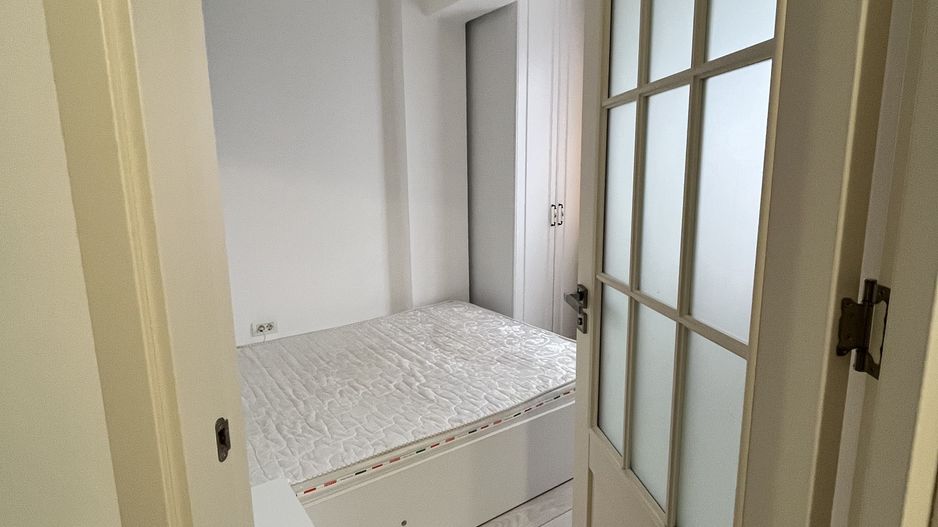 Studio bine compartimentat, parcare, complet mobilat, renovat, mutare imediata - Poză 3