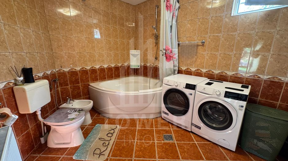 Casă în exclusivitate la Ocna Sibiului - Poză 6