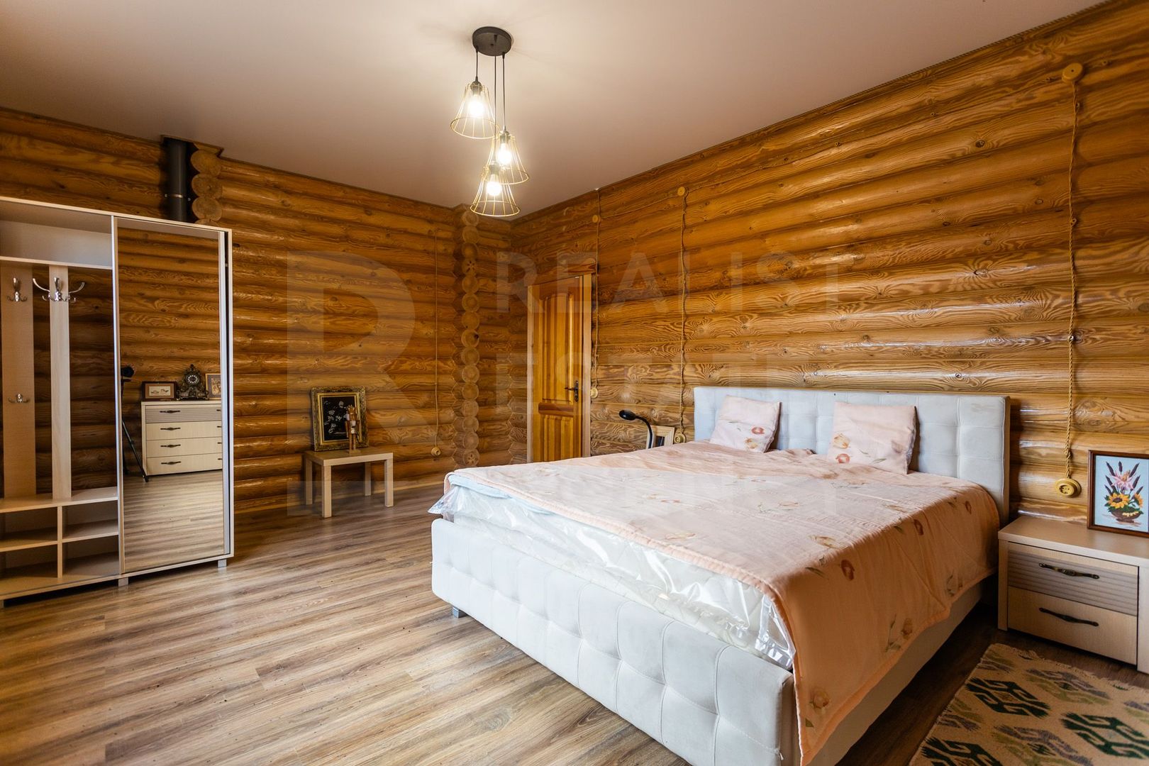 Vânzare, casă, 9 camere, satul Mîndra, r-nul Călărași. - Poză 18