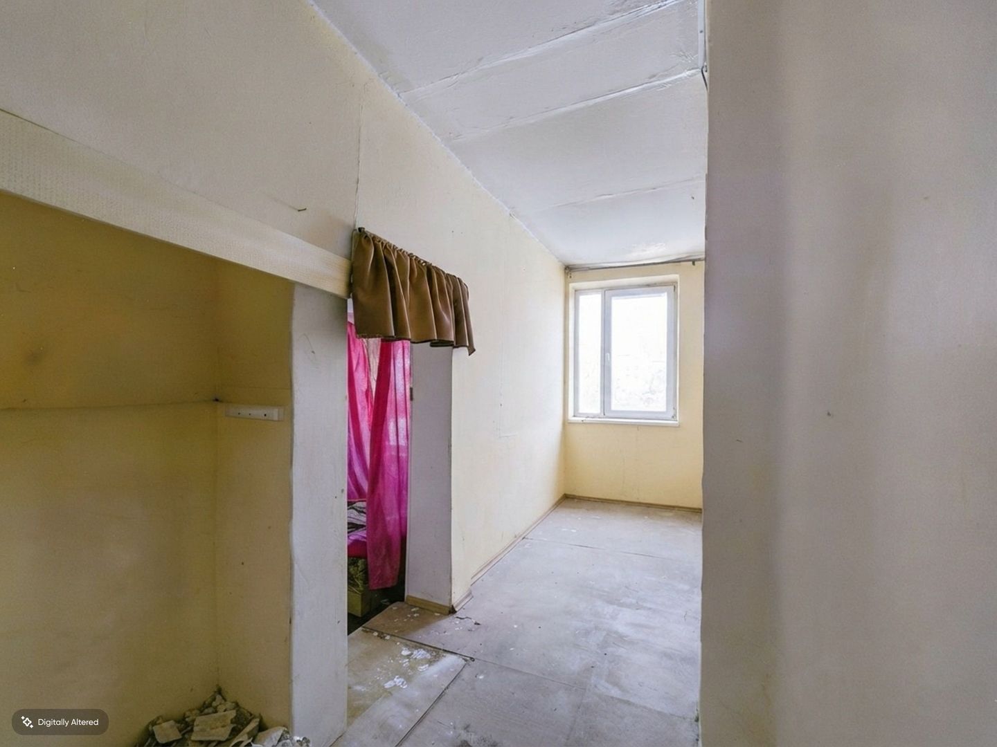 Casă modestă cu 3 camere din văiugă în Bătania - Poză 5