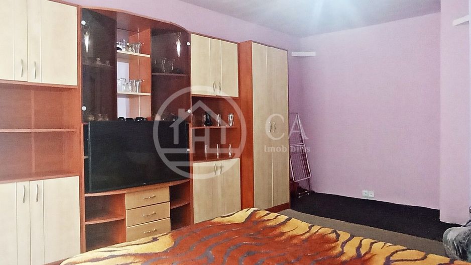 Apartament de vanzare cu 2 camere in zona Rogerius, Oradea - Poză 3