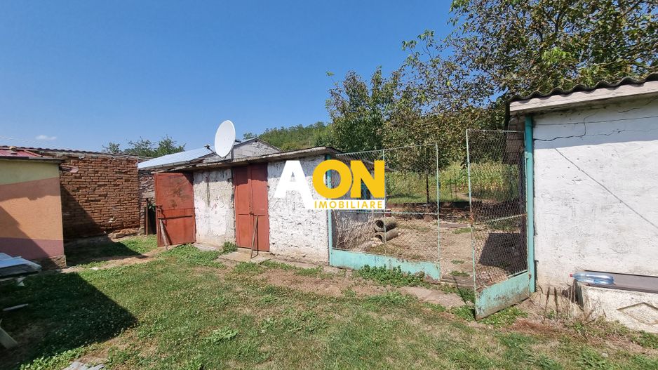 De vanzare casa 4 camere, 2150mp teren, Oarda de Sus - Poză 15