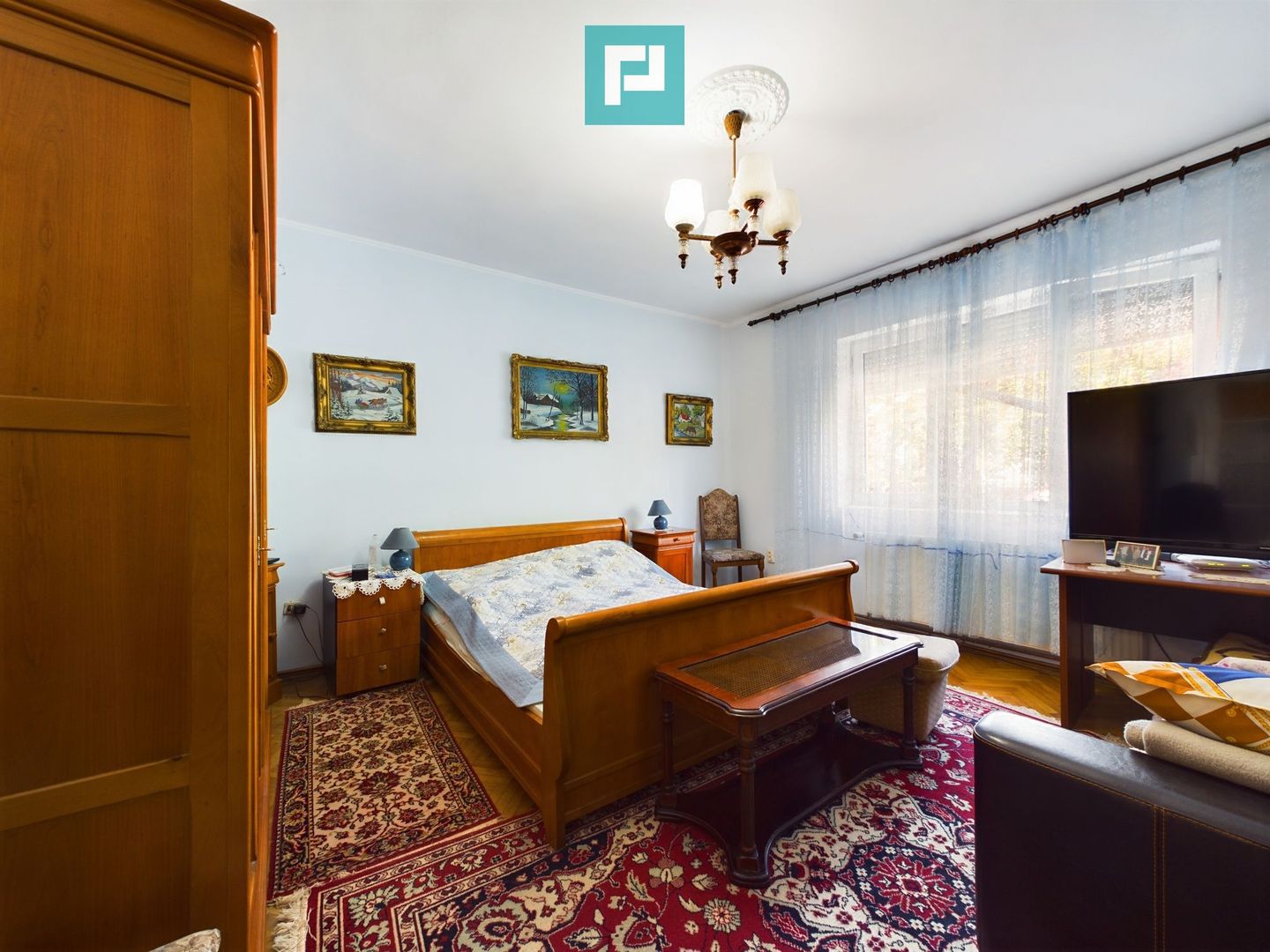 Casă clasică în Chișineu-Criș - Poză 7