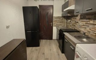 Inchiriez ap. 2 camere decomandat - Poză 4