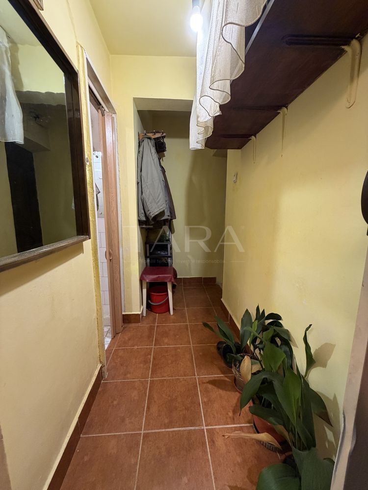 Apartament cu 2 camere, etaj 1, zona Interservisan. - Poză 4