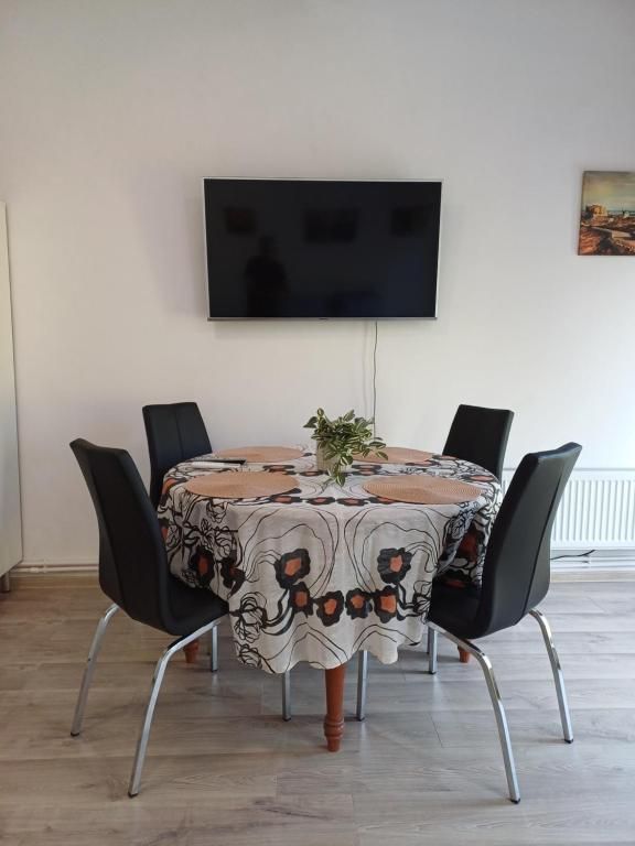 Garsoniera Str Poienelor, zona Carpatilor. - Poză 7