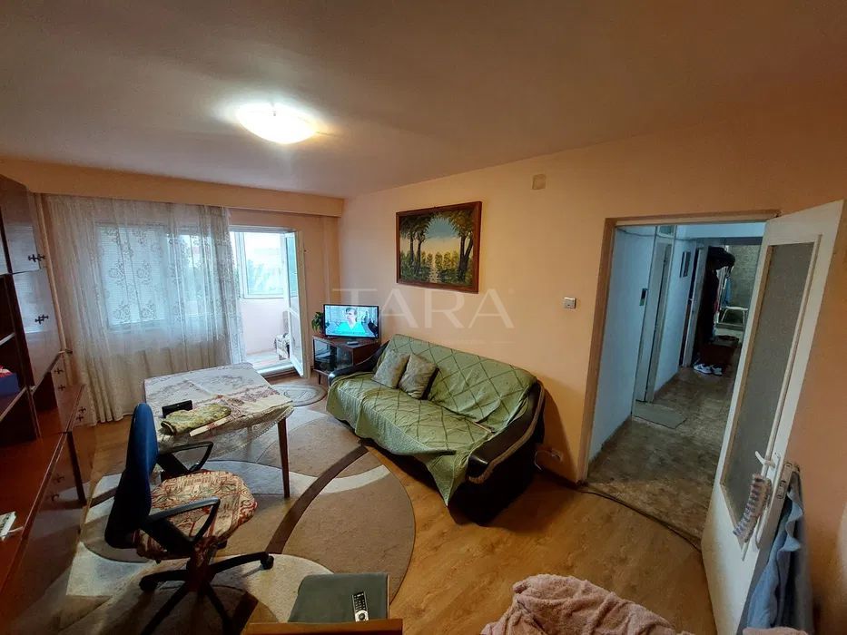 Apartament cu 3 camere decomandat in Manastur. - Poză 1
