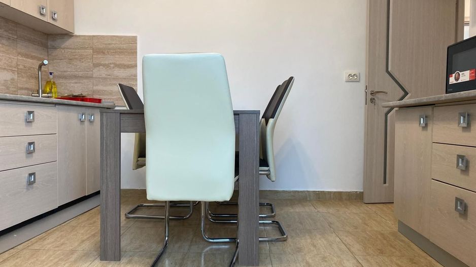 Închiriere apartament cu 4 camere, spatiu generos– Centru, Târgoviște - Poză 7