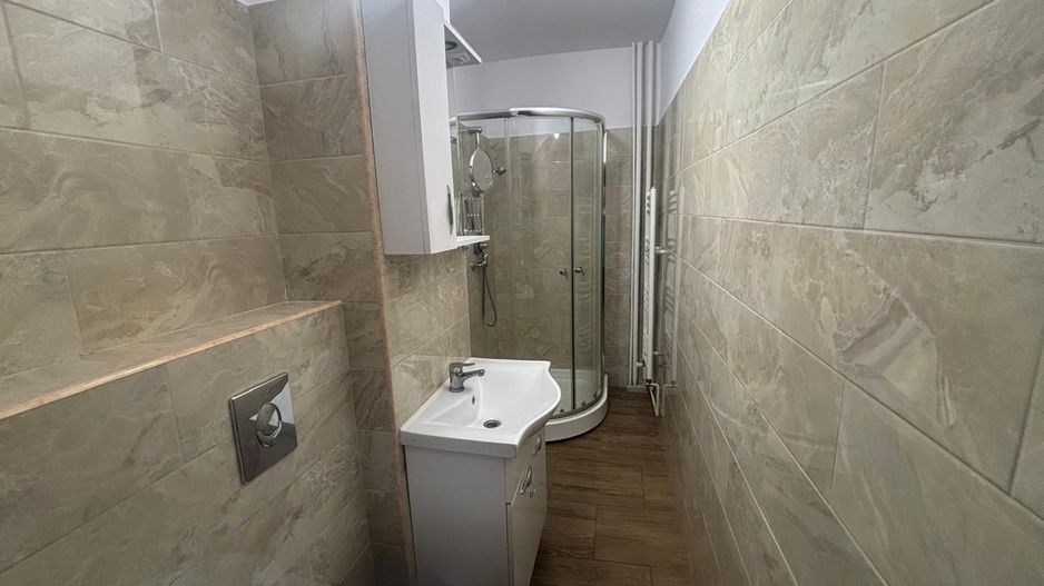 Spatios si aproape de centru si Iulius Mall - Poză 10