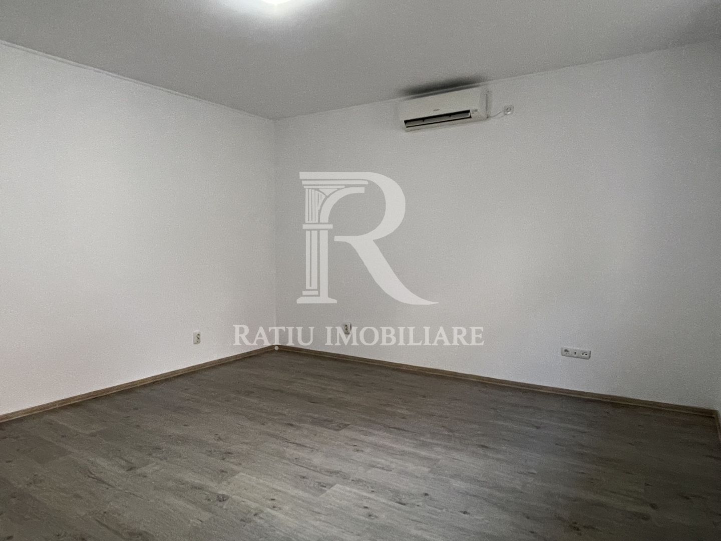 Spațiu birou/cabinet de inchiriat  | Ultracentral  | Oradea - Poză 5