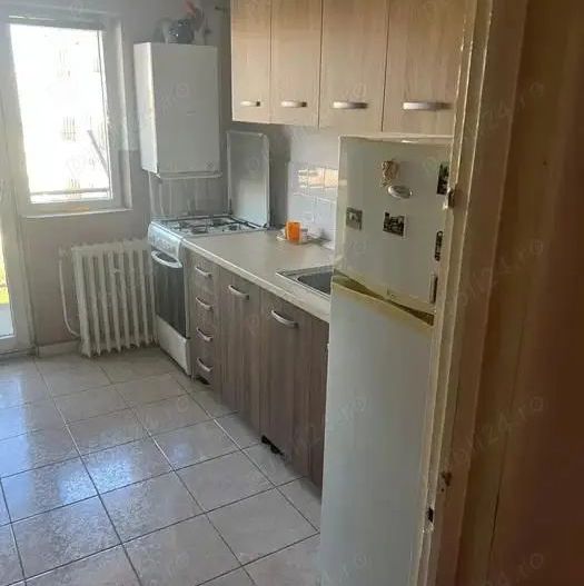 BRASADAS vinde ap 2 cam etaj 3/4 in Micro 17. - Poză 6