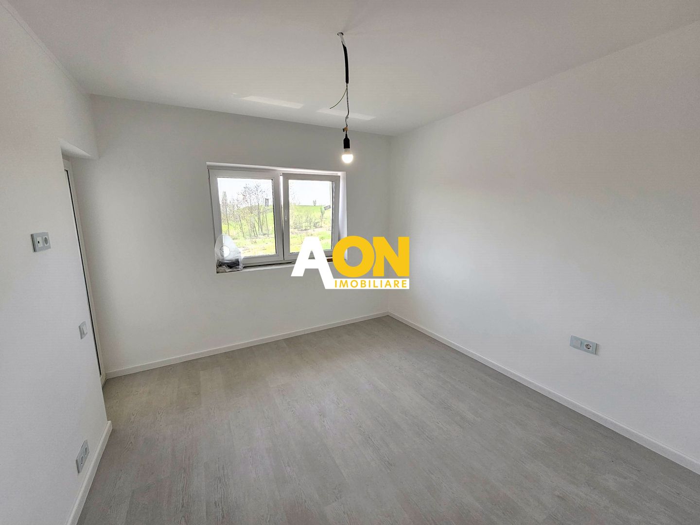 Duplex cu predare la cheie, 4 camere, piscina, 228 mp teren, Cetate - Poză 14