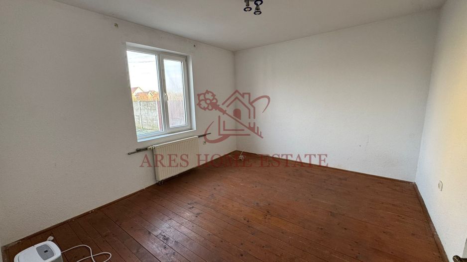 Casă 7 camere de vânzare/închiriere Izvin + anexă 90 mp- Comision 0 - Poză 11