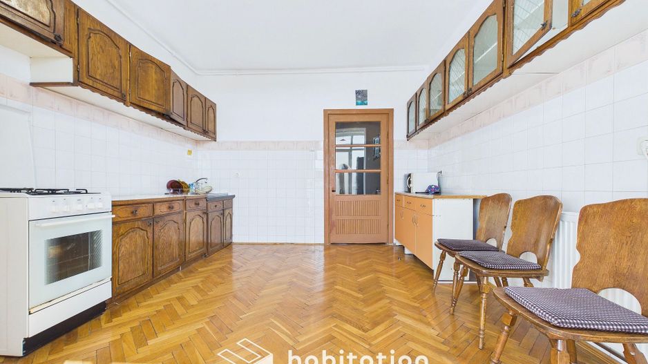 4 camere, garaj și boxa, bloc in Asociatie - zona Kiriac - Poză 23