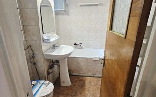Apartament 2 camere Ultracentral, mobilat, utilat, decomandat - Poză 17