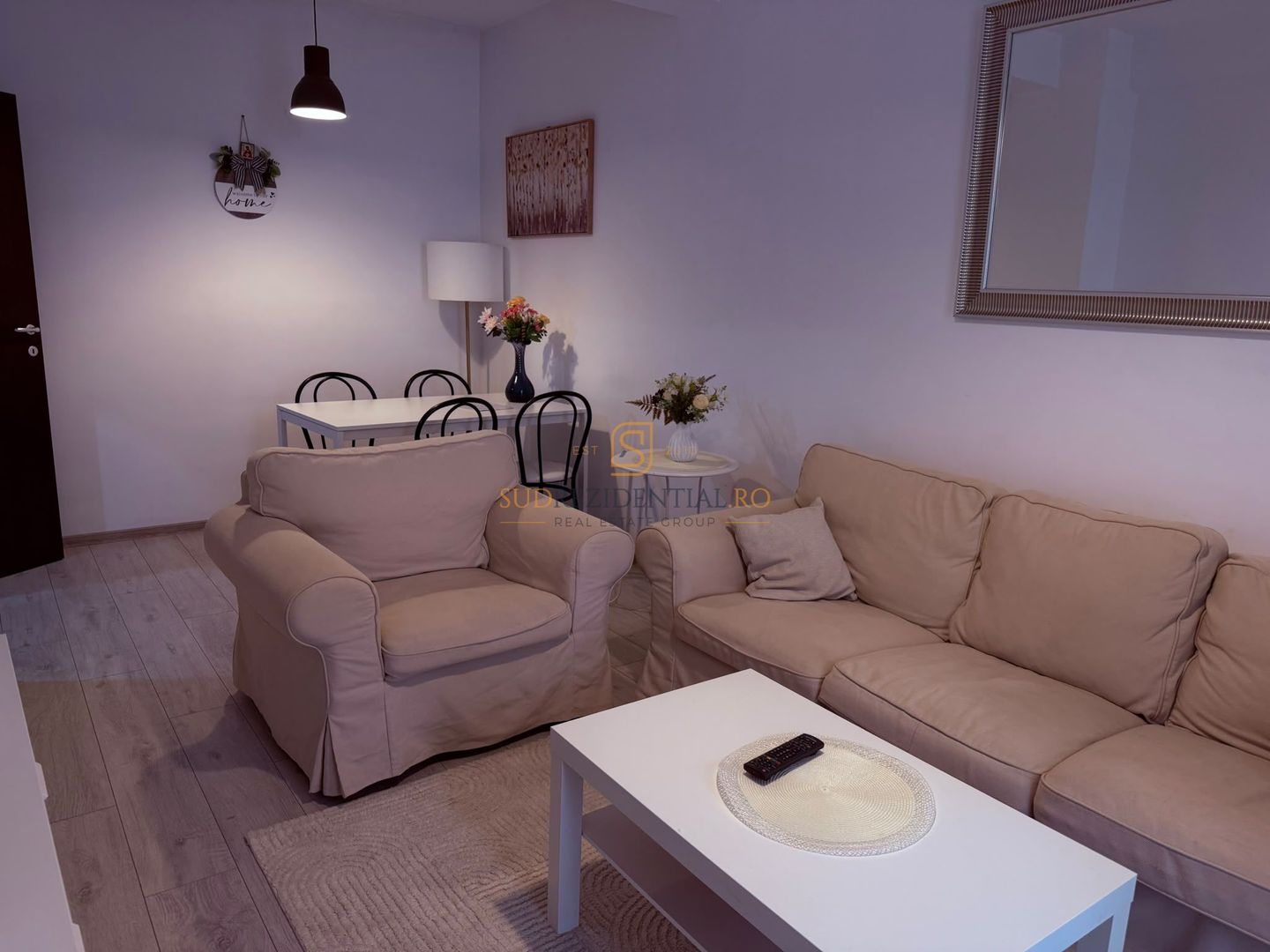 Apartament cu 2 camere, decomandat, mobilat si utilat, gata de mutare - Poză 2