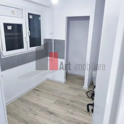 Vânzare apartament decomandat 2 camere Giurgiului - Piața Progresului - Poză 5