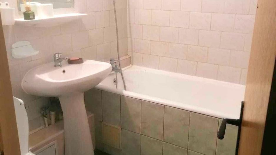 2 camere, etaj 8/9, bloc izolat, balcon, AC, Mega Image la parter - Poză 8