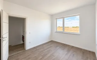 COMISION 0! Duplex finalizat cu 5 camere si 3 bai. Panouri solare. - Poză 13