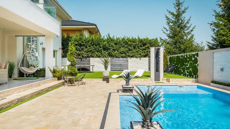 Vilă ultramodernă cu piscină - Poză 4