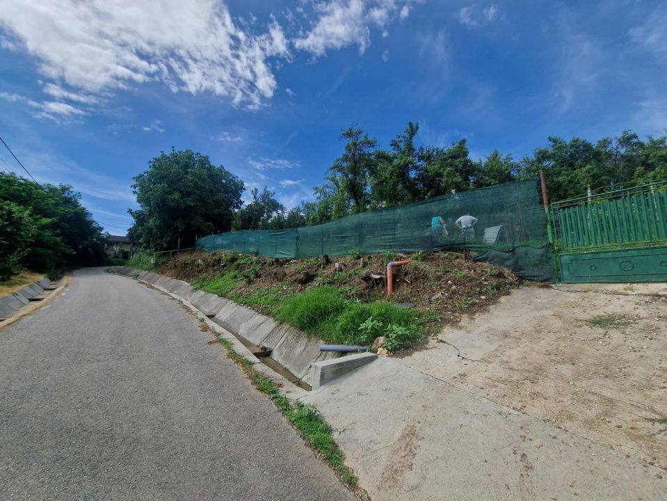 Teren intravilan  1400 mp - Albota ! - Poză 1