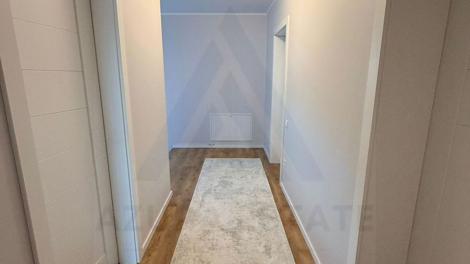 Casa individuala utilata 4 camere 120 mp utili garaj si teren Cristian - Poză 14