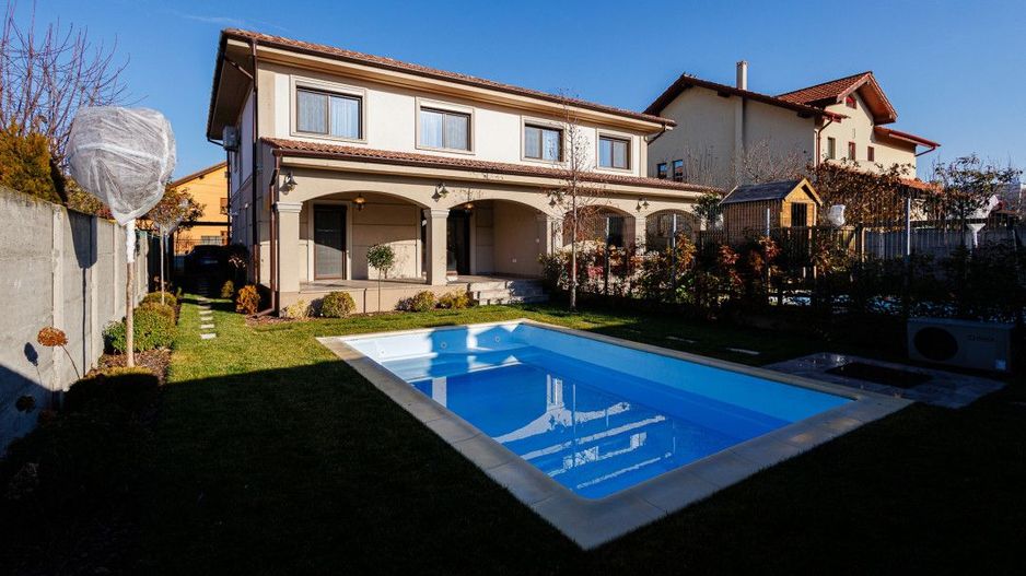 Casa de Lux cu Design Clasic și Piscină la limita dintre Timișoara și Dumbrăvița - Poză 41