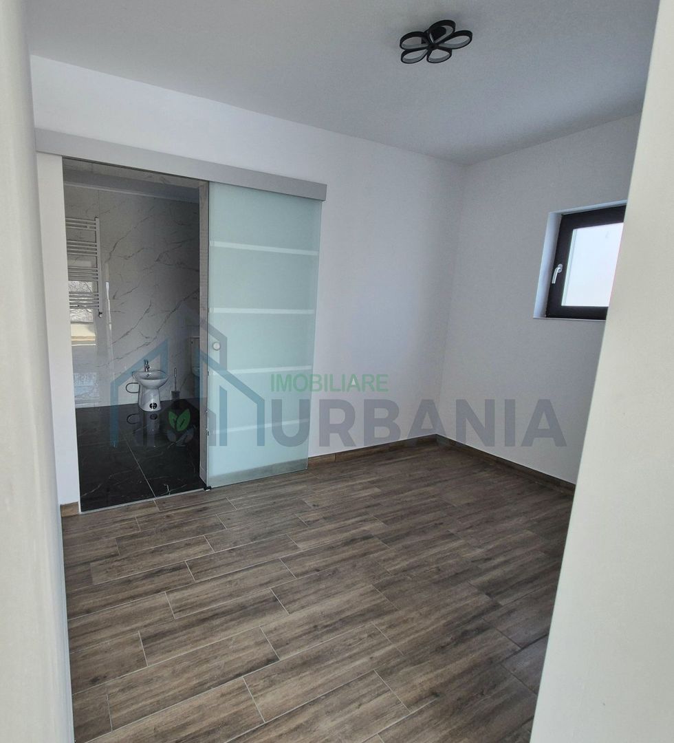 # De vanzare vila in Hlincea,posibil schimb cu apartament si dif. - Poză 4