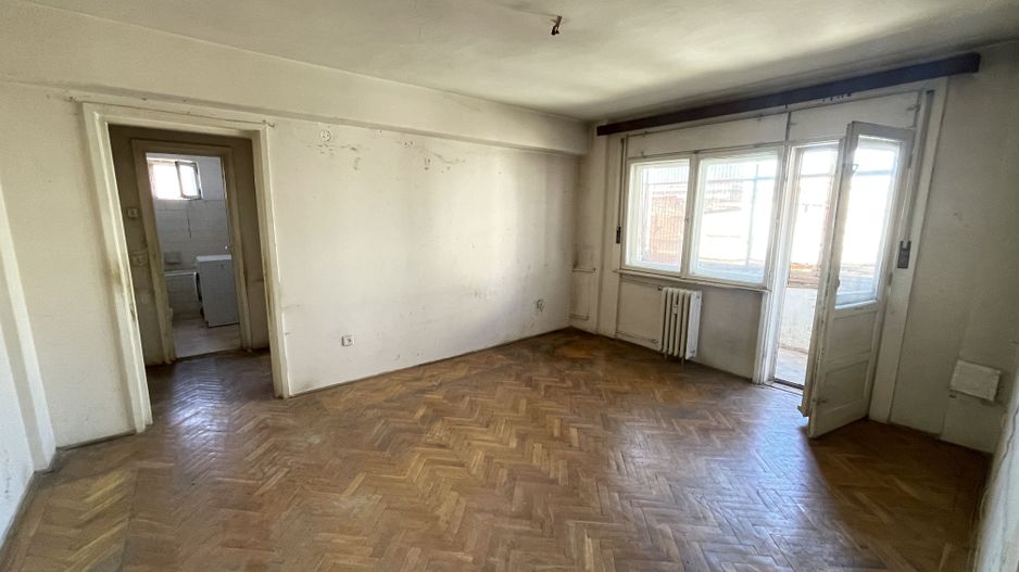 Hotel Central | 2 camere | Boxa - Poză 1