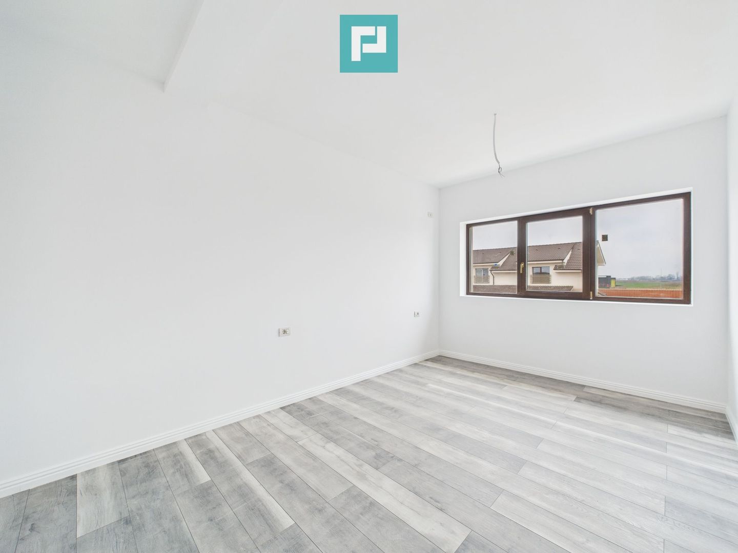 Duplex 105 mp, teren 255 mp, Mosnița Nouă - Poză 11